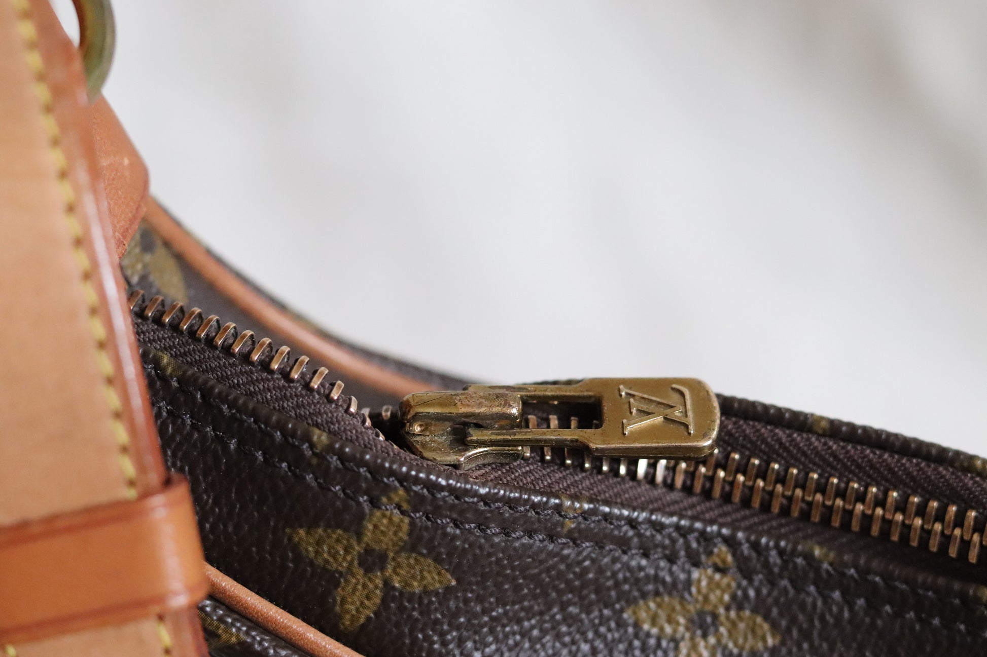 Louis Vuitton Boulogne Handbag 361635